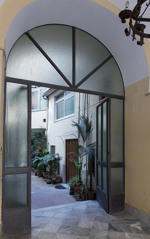 Casa Vacanze Angelica Salerno Buitenkant foto
